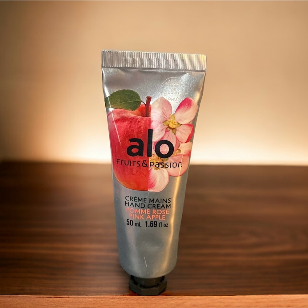 NEW alo Fruits & Passion Pink Apple Hand Cream 50 mL - Made in Canada Moisturize